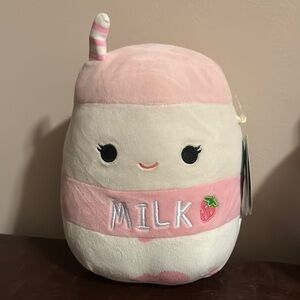 Amelie Squishmallow NWT - BOGO